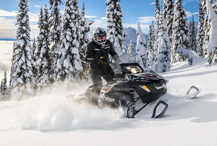 Ski-Doo Expedition Xtreme : la motoneige utilitaire sport qui dépasse vos attentes